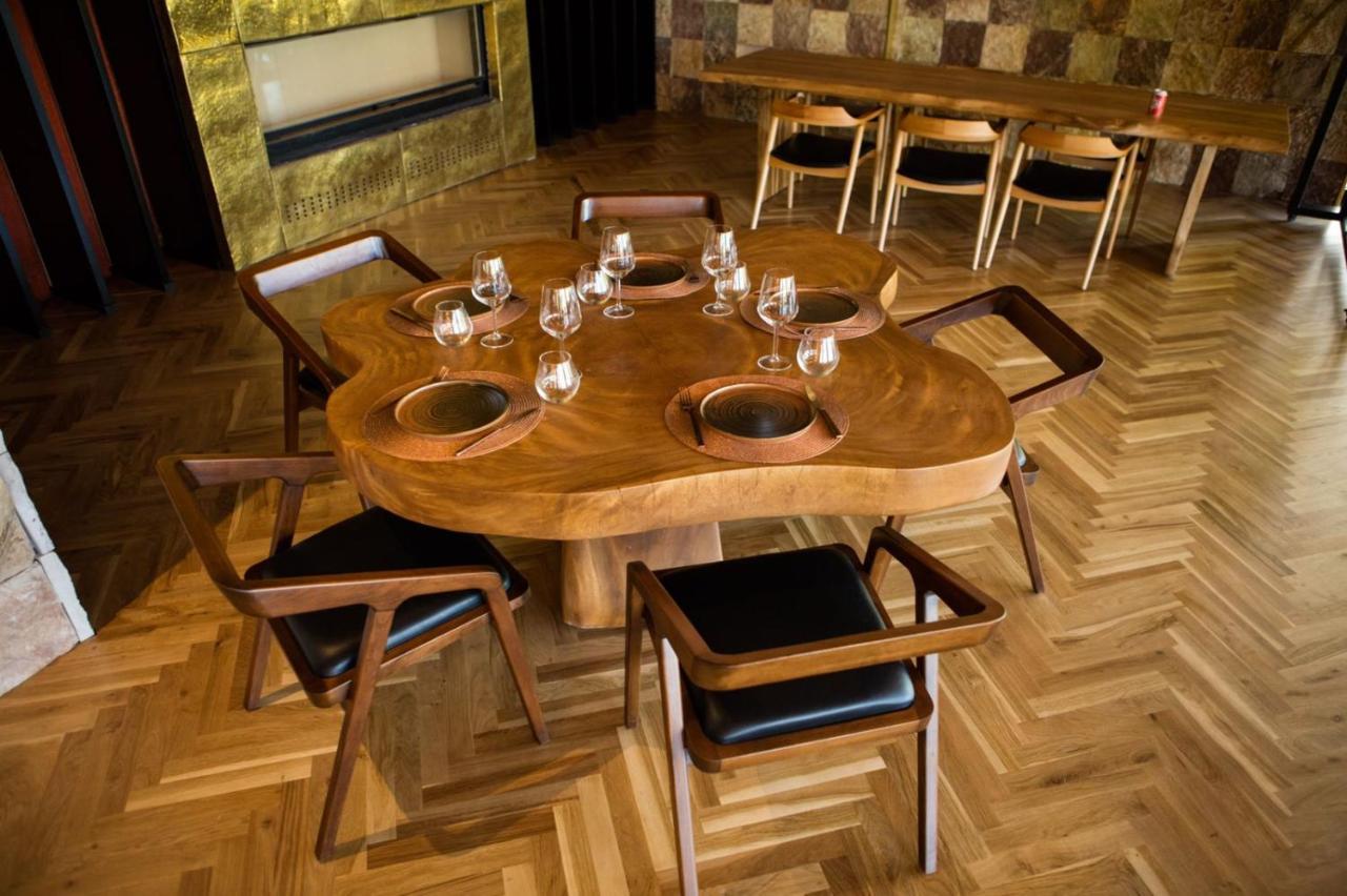 Equos Resort Hotel Tirana Exterior photo